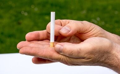 Jak szybko rzucić palenie w domu